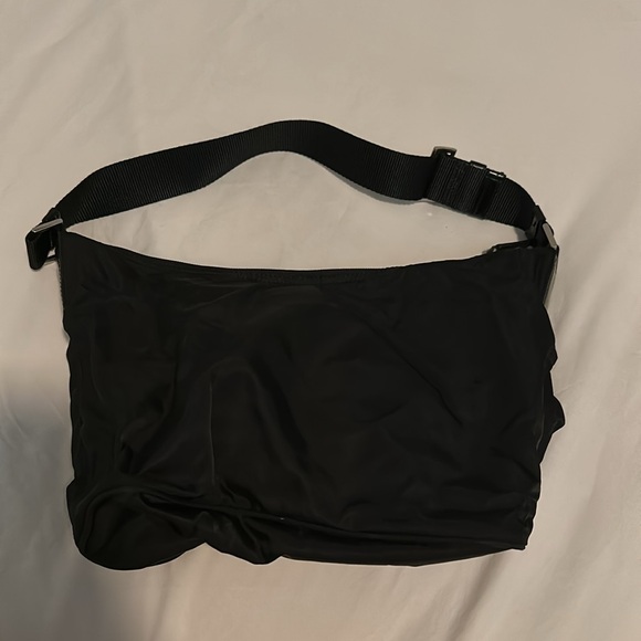Vintage Prada nylon bag - Picture 3 of 4